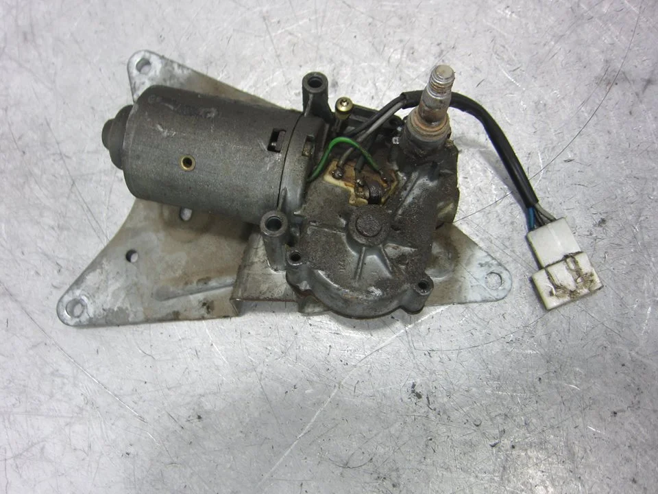 Foto de MOTOR LIMPIA TRASERO RENAULT CLIO I FASE I / II (B/C57) 1.8 (90 CV / 66 KW) referencia 7700792225