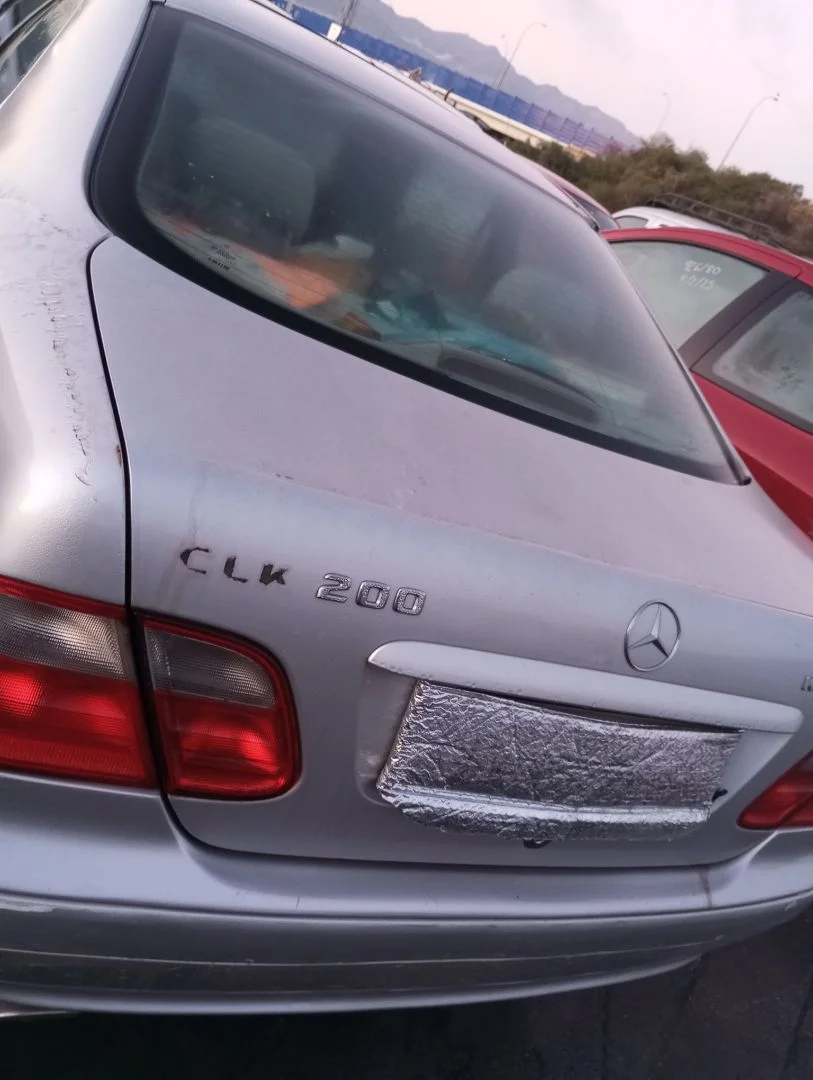 Foto de PORTON TRASERO MERCEDES-BENZ CLK (BM 208) COUPE 2.0 Compresor CAT (163 CV / 120 KW)