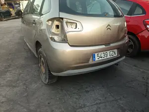 Foto de PARAGOLPES TRASERO CITROEN C3 1.4  (73 CV / 54 KW)