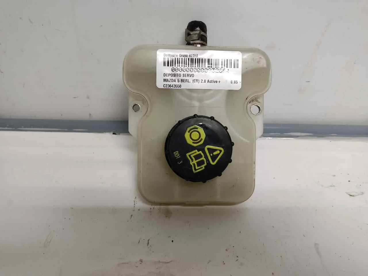Foto de DEPOSITO SERVO MAZDA 5 BERLINA (CR) 2.0 Diesel CAT (143 CV / 105 KW) referencia C23643550