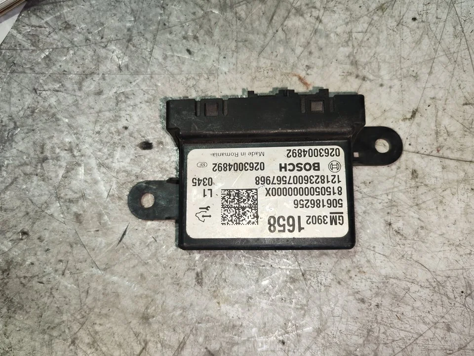 Foto de MODULO ELECTRONICO OPEL CORSA E 1.4 (90 CV / 66 KW) referencia 39021658