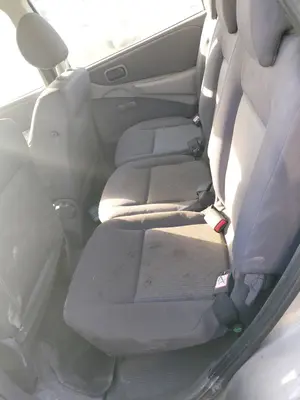 Foto de ASIENTOS TRASERO IZQUIERDO NISSAN ALMERA TINO (V10M) 1.8 16V CAT (114 CV / 84 KW) referencia 88670BU700