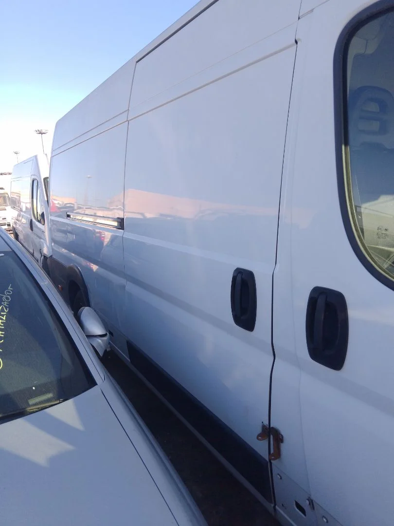Foto de NO IDENTIFICADO FIAT DUCATO 3 MAXI FURGÓN TS 35 (295) 2.3 JTD CAT (148 CV / 109 KW) referencia 46858521