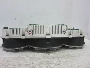 Foto de CUADRO INSTRUMENTOS HYUNDAI COUPE (J2) 1.6 CAT (114 CV / 84 KW) referencia 9400327100 foto 2