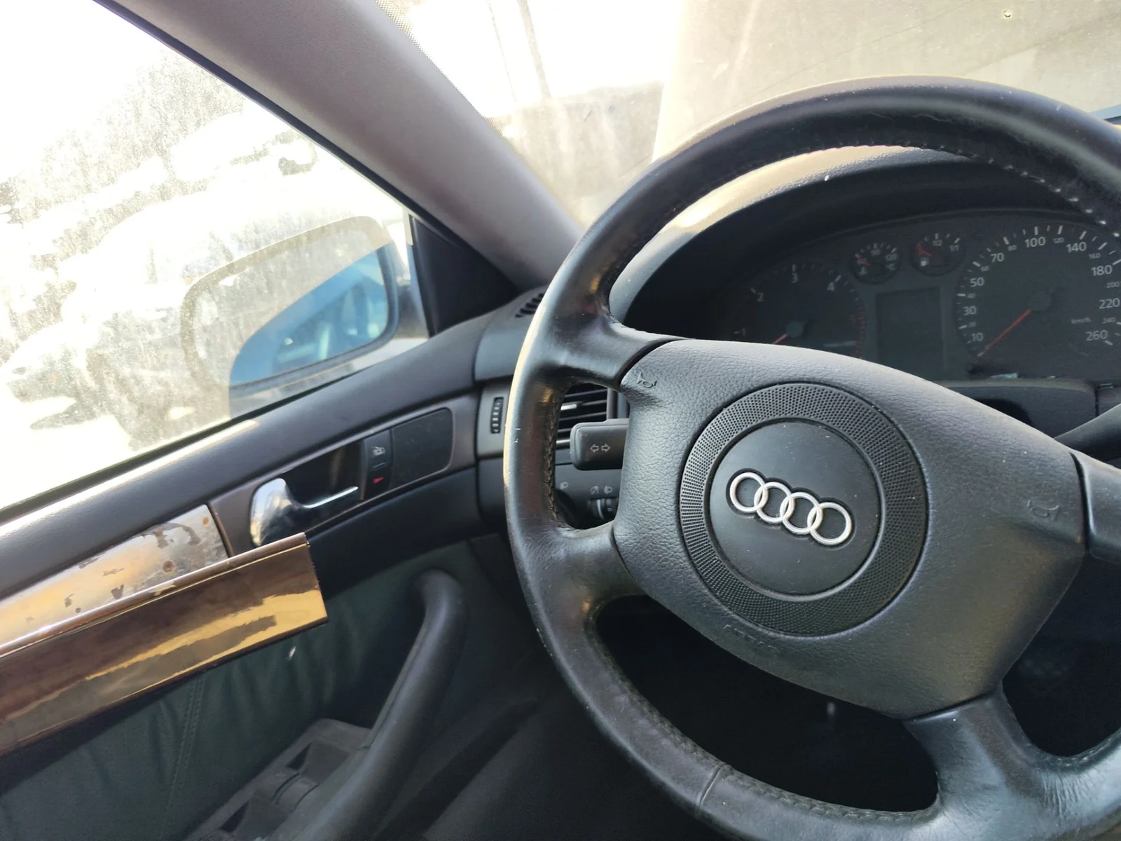 Foto de AIRBAG DELANTERO IZQUIERDO AUDI A6 BERLINA (4B2) 2.5 V6 24V TDI (150 CV / 110 KW)