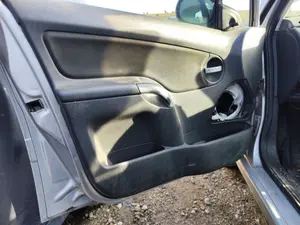 Foto de GUARNECIDO PUERTA DELANTERA IZQUIERDA CITROEN C3 1.4  (73 CV / 54 KW)