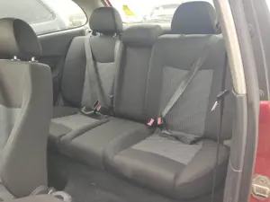 Foto de ASIENTO TRASERO SEAT IBIZA (6L1) 1.9 TDI (101 CV / 74 KW)