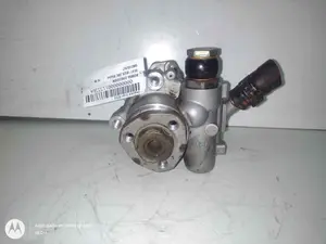 Foto de BOMBA DIRECCION SEAT IBIZA (6K1) 1.4 (60 CV / 44 KW) referencia 6N0145157 foto 5