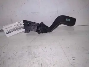 Foto de MANDO LIMPIA OPEL CORSA C 1.2 16V CAT (Z 12 XE / LW4) (75 CV / 55 KW) referencia 09185417 foto 2