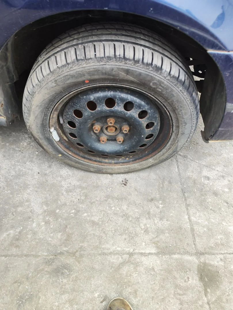 Foto de LLANTA VOLKSWAGEN SHARAN (7M6/7M9) 1.9 TDI (116 CV / 85 KW) referencia 7M3601027D FKZ