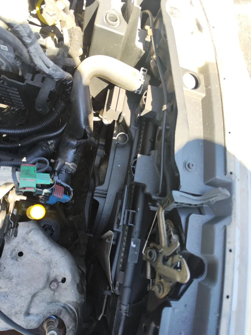 Foto de RADIADOR AGUA PEUGEOT 207 1.4 (73 CV / 54 KW) referencia 1330W8