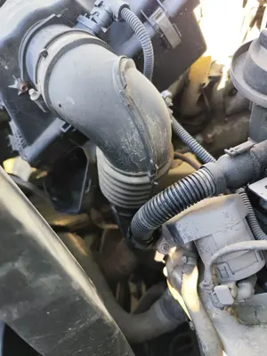 Foto de TUBO BMW SERIE 3 BERLINA (E90) 2.0 Turbodiesel CAT (143 CV / 105 KW)