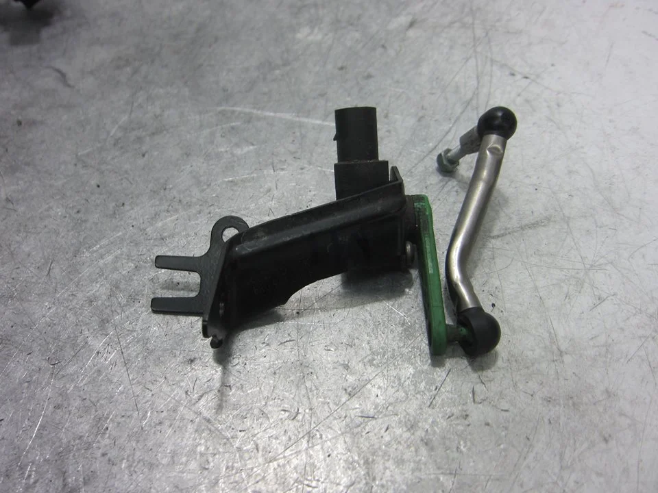 Foto de SENSOR PORSCHE MACAN (95BA) referencia 8R0941285F