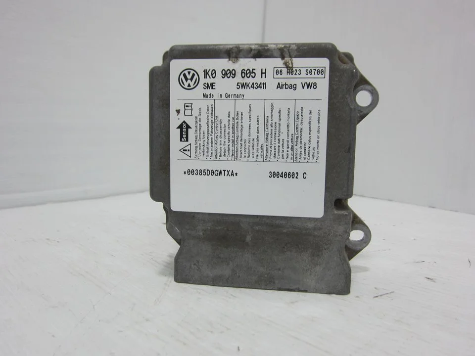 Foto de CENTRALITA ABS SEAT TOLEDO (5P2) 1.9 TDI (105 CV / 77 KW) referencia 1K0909605H