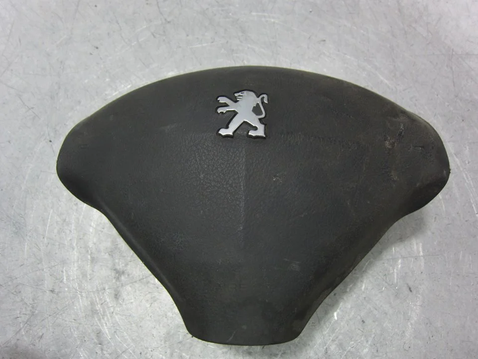 Foto de AIRBAG DELANTERO IZQUIERDO PEUGEOT 407 COUPÉ 2.7 HDi FAP CAT (UHZ / DT17TED4) (204 CV / 150 KW) referencia 96445890ZD
