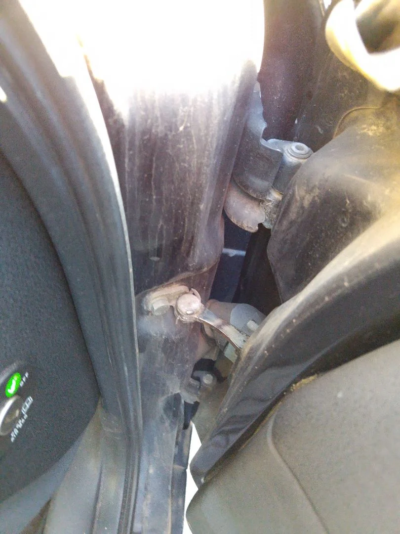 Foto de RETENEDOR PUERTA ALFA ROMEO 147 (190) 1.9 JTD CAT (110 CV / 81 KW)