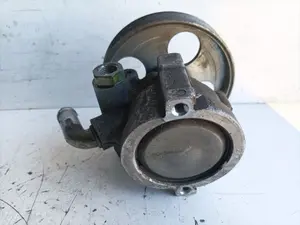 Foto de BOMBA DIRECCION PEUGEOT 206 + referencia 9637000980 foto 4