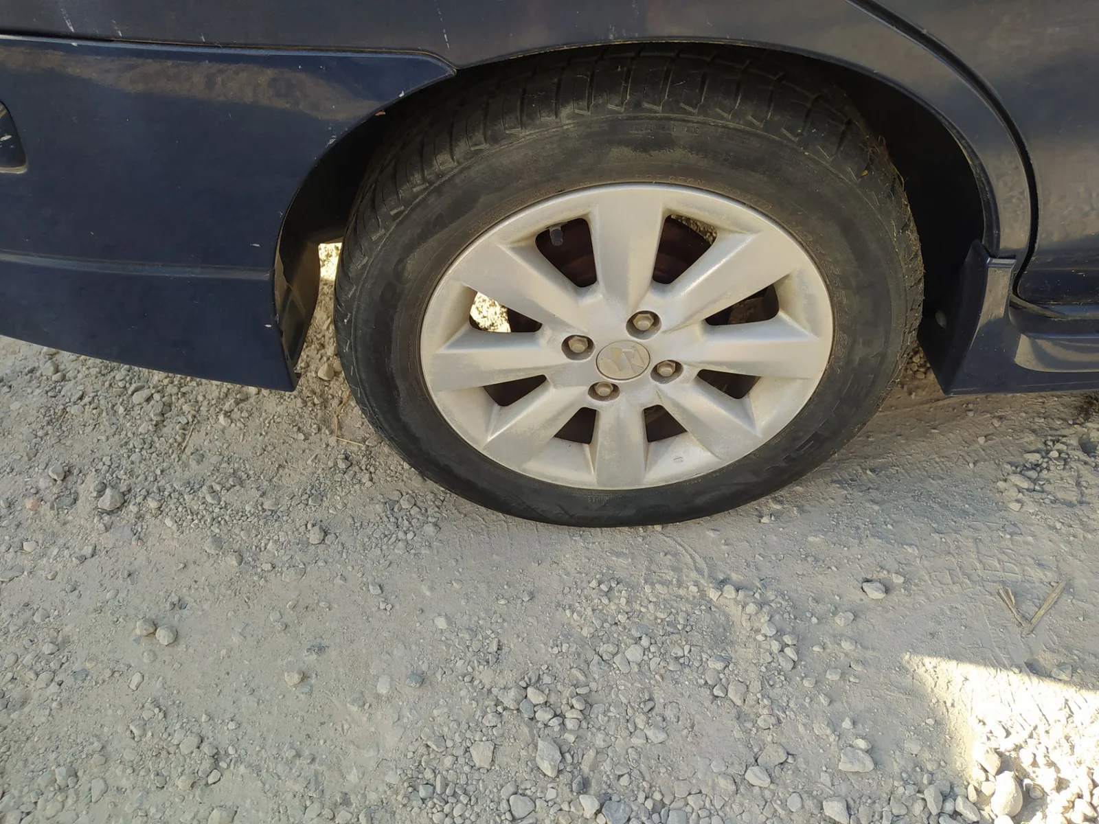 Foto de PINZA DE FRENO TRASERA DERECHA SUZUKI LIANA (RH/ER) 1.4 16V DDiS Diesel CAT (90 CV / 66 KW)