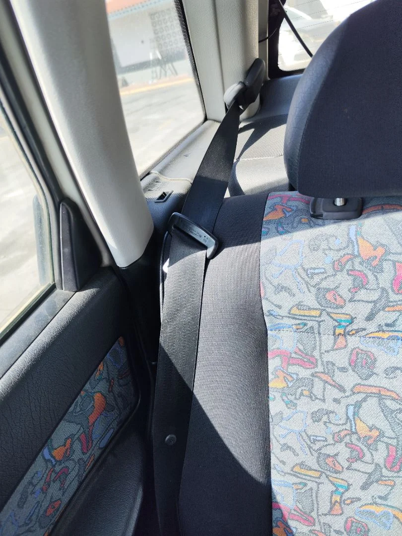 Foto de CINTURON SEGURIDAD TRASERO DERECHO SEAT IBIZA (6K1) 1.4 (60 CV / 44 KW)