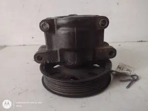 Foto de BOMBA DIRECCION FORD FOCUS BERLINA (CAK) referencia XS4E3A733AC foto 3