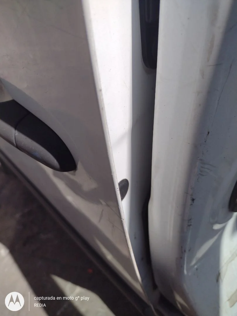 Foto de CERRADURA PUERTA TRASERA DERECHA RENAULT KANGOO II (F/KW0) 1.5 dCi Diesel FAP (90 CV / 66 KW)