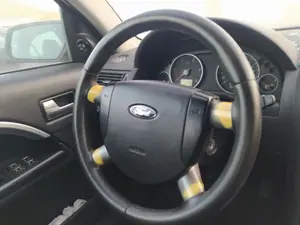 Foto de MANDO LIMPIA FORD MONDEO BERLINA (GE) 2.0 CAT (146 CV / 107 KW) referencia 1346664 foto 8