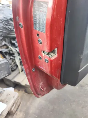 Foto de CERRADURA PUERTA DELANTERA IZQUIERDA RENAULT MEGANE II BERLINA 3P 1.9 dCi Diesel (120 CV / 88 KW) referencia 8200086016