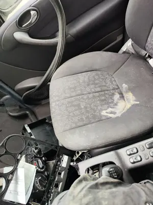 Foto de ASIENTO DELANTERO DERECHO MERCEDES-BENZ CLASE A (BM 168) 1.4 CAT (82 CV / 60 KW)