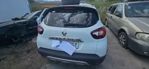 Foto de PORTON TRASERO RENAULT CAPTUR I 1.5 dCi Diesel FAP (110 CV / 81 KW)