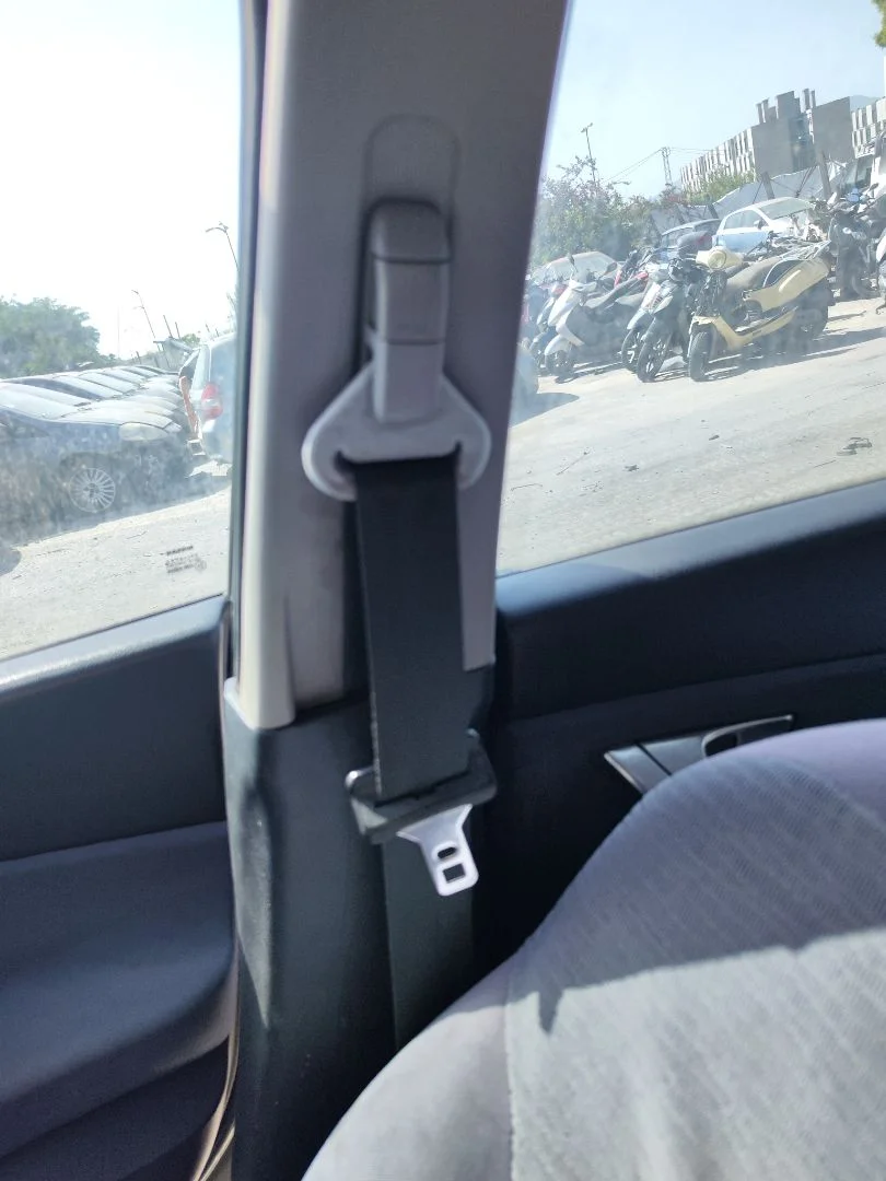 Foto de CINTURON SEGURIDAD DELANTERO DERECHO NISSAN PRIMERA BERLINA (P12) 1.9 16V Turbodiesel CAT (120 CV / 88 KW)