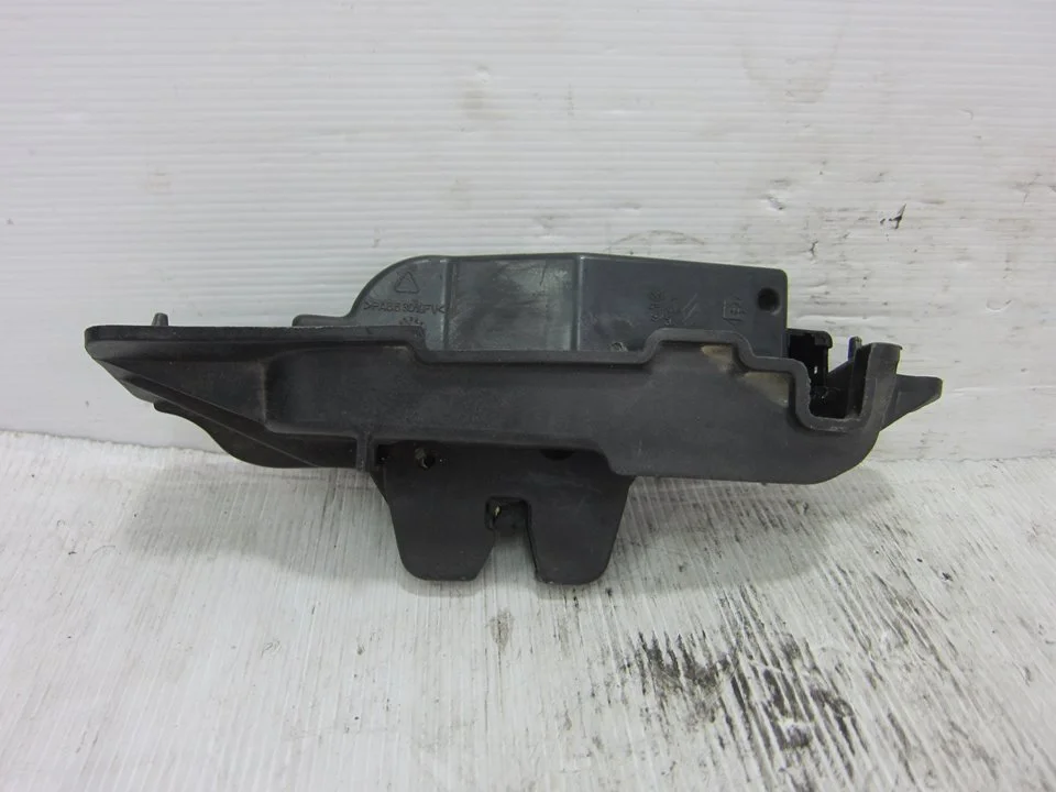 Foto de CERRADURA MALETERO / PORTON CITROEN C2 1.4 (73 CV / 54 KW) referencia 9652301980