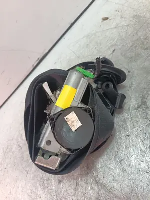 Foto de CINTURON SEGURIDAD DELANTERO IZQUIERDO MERCEDES-BENZ CLASE C (BM 204) BERLINA 3.0 V6 CAT (231 CV / 170 KW) referencia A2048603586 9C94 foto 2