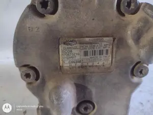 Foto de COMPRESOR AIRE ACONDICIONADO RENAULT MASCOTT (2000) referencia SC08 foto 2