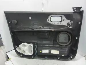 Foto de GUARNECIDO PUERTA DELANTERA DERECHA CITROEN C4 CACTUS 1.2 12V VTi (82 CV / 60 KW) referencia 98011901ZD foto 2