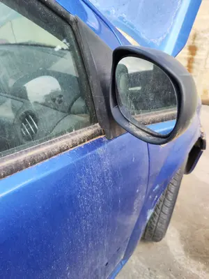 Foto de RETROVISOR DERECHO CITROEN C2 1.1 (60 CV / 44 KW) foto 2