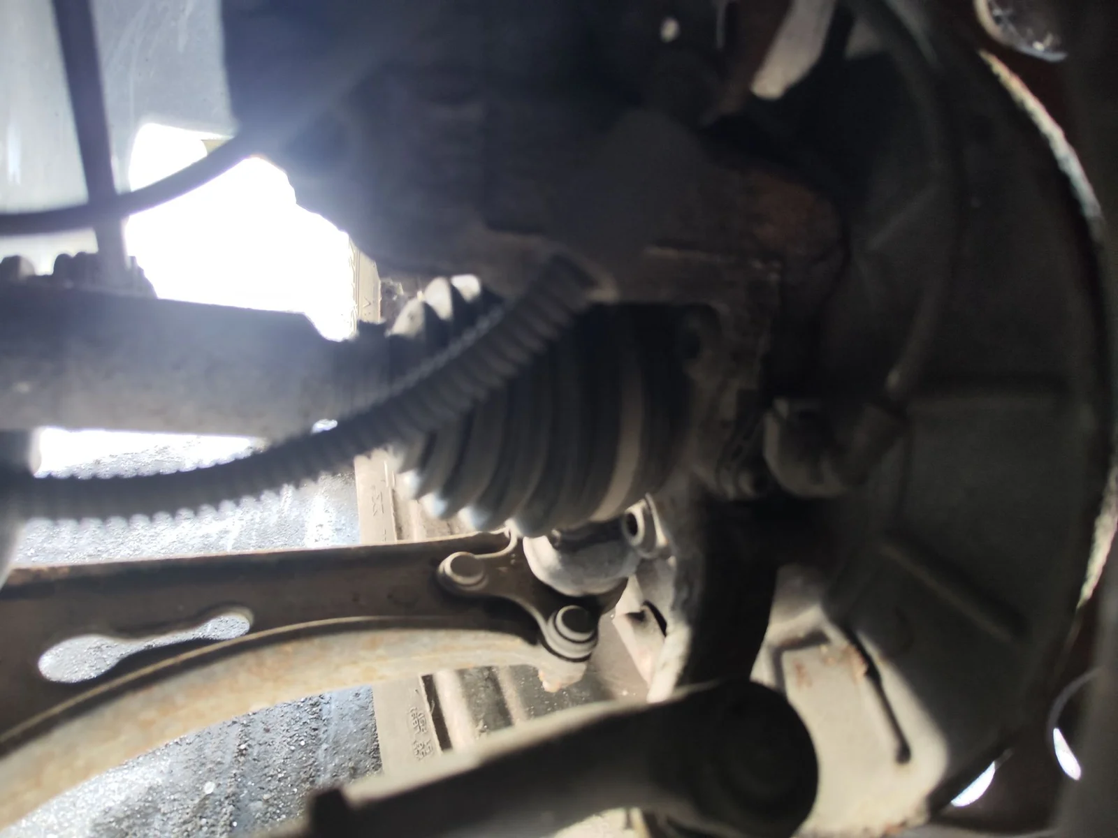 Foto de PINZA DE FRENO DELANTERA DERECHA VOLKSWAGEN TOURAN (1T1) 1.9 TDI (105 CV / 77 KW)