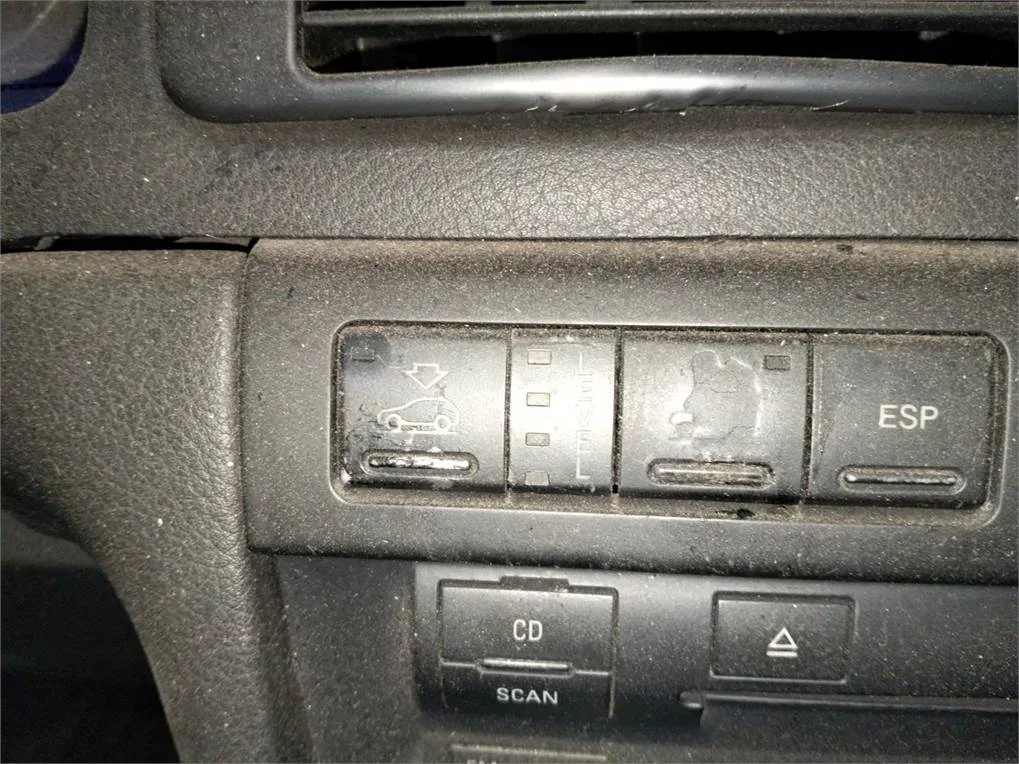 Foto de BOTONERA AUDI ALLROAD QUATTRO QUATTRO (4B5)
