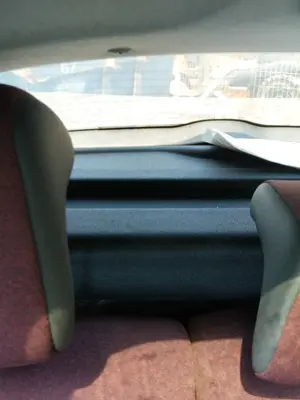 Foto de BANDEJA TRASERA CITROEN C4 CACTUS 1.2 12V VTi (82 CV / 60 KW)