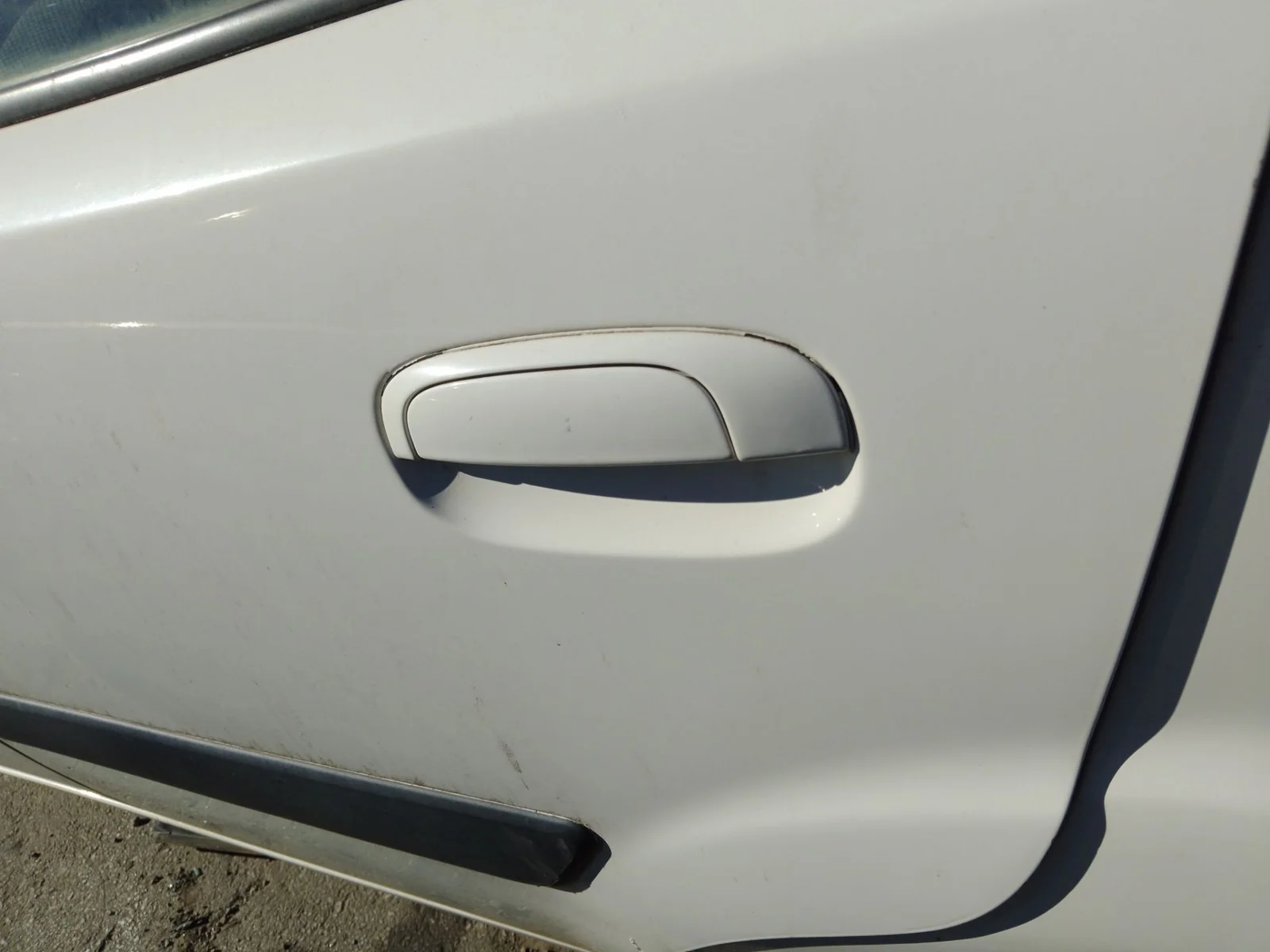 Foto de MANETA EXTERIOR TRASERA IZQUIERDA KIA RIO (JB) 1.5 CRDi (110 CV / 81 KW)