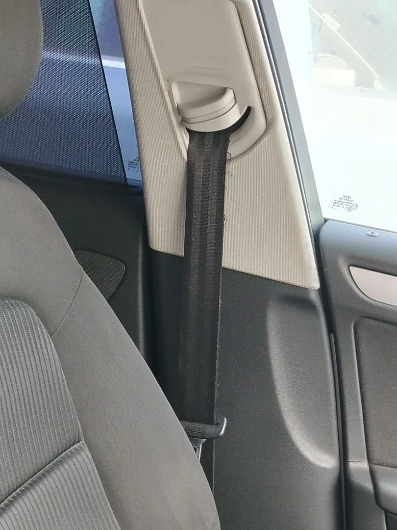 Foto de CINTURON SEGURIDAD DELANTERO IZQUIERDO AUDI A4 BERLINA (8K2) 2.0 16V TDI (143 CV / 105 KW)