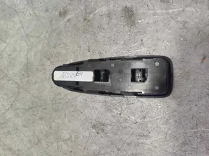 Foto de MANDO ELEVALUNAS DELANTERO IZQUIERDO CITROEN C4 PICASSO 1.6 HDi FAP (112 CV / 82 KW) referencia 966339383ZD foto 2