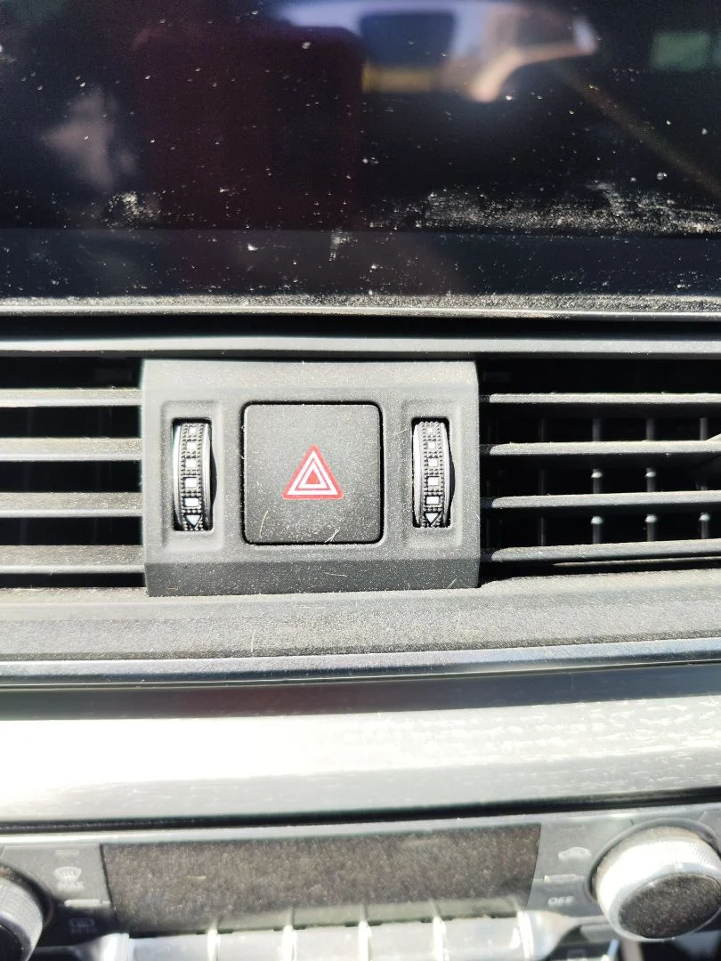 Foto de WARNING AUDI Q5 FYG Híbrido 220 kW (2.0 Ltr. - 195 kW TFSI) (299 CV / 220 KW) referencia 80A941509