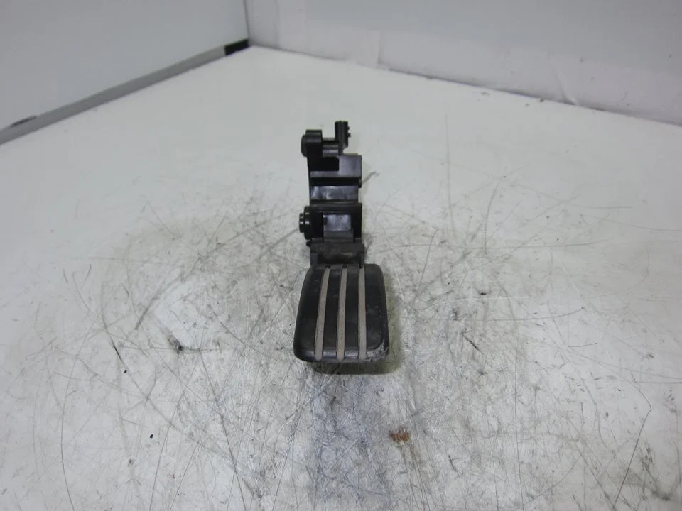 Foto de PEDAL ACELERADOR RENAULT MEGANE III BERLINA 5P 1.2 TCE (132 CV / 97 KW) referencia 180020022R
