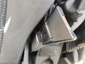 Foto de PRETENSOR AIRBAG IZQUIERDO OPEL CORSA C 1.2 16V CAT (Z 12 XE / LW4) (75 CV / 55 KW)