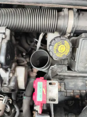 Foto de ABS RENAULT CLIO III 1.5 dCi Diesel FAP (75 CV / 55 KW)