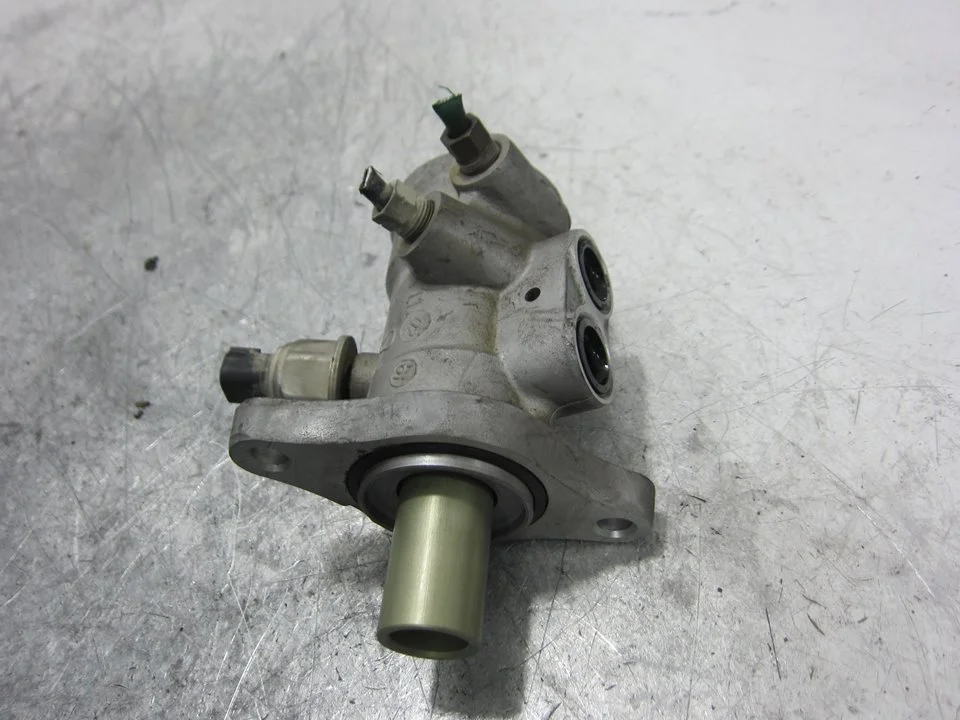 Foto de BOMBA FRENO RENAULT LAGUNA II (BG0) 1.9 dCi Diesel CAT (101 CV / 74 KW)