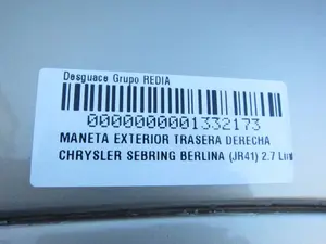 Foto de MANETA EXTERIOR TRASERA DERECHA CHRYSLER SEBRING JR 41 BERLINA 2.7 CAT (203 CV / 149 KW) foto 3