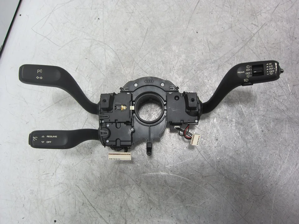 Foto de MANDO MULTIFUNCION PORSCHE CAYENNE (TIPO 92A) referencia 95861307103
