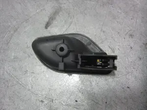 Foto de MANETA INTERIOR DELANTERA IZQUIERDA BMW SERIE 3 COMPACTO (E46) M47N204D4 referencia 7002019 foto 2