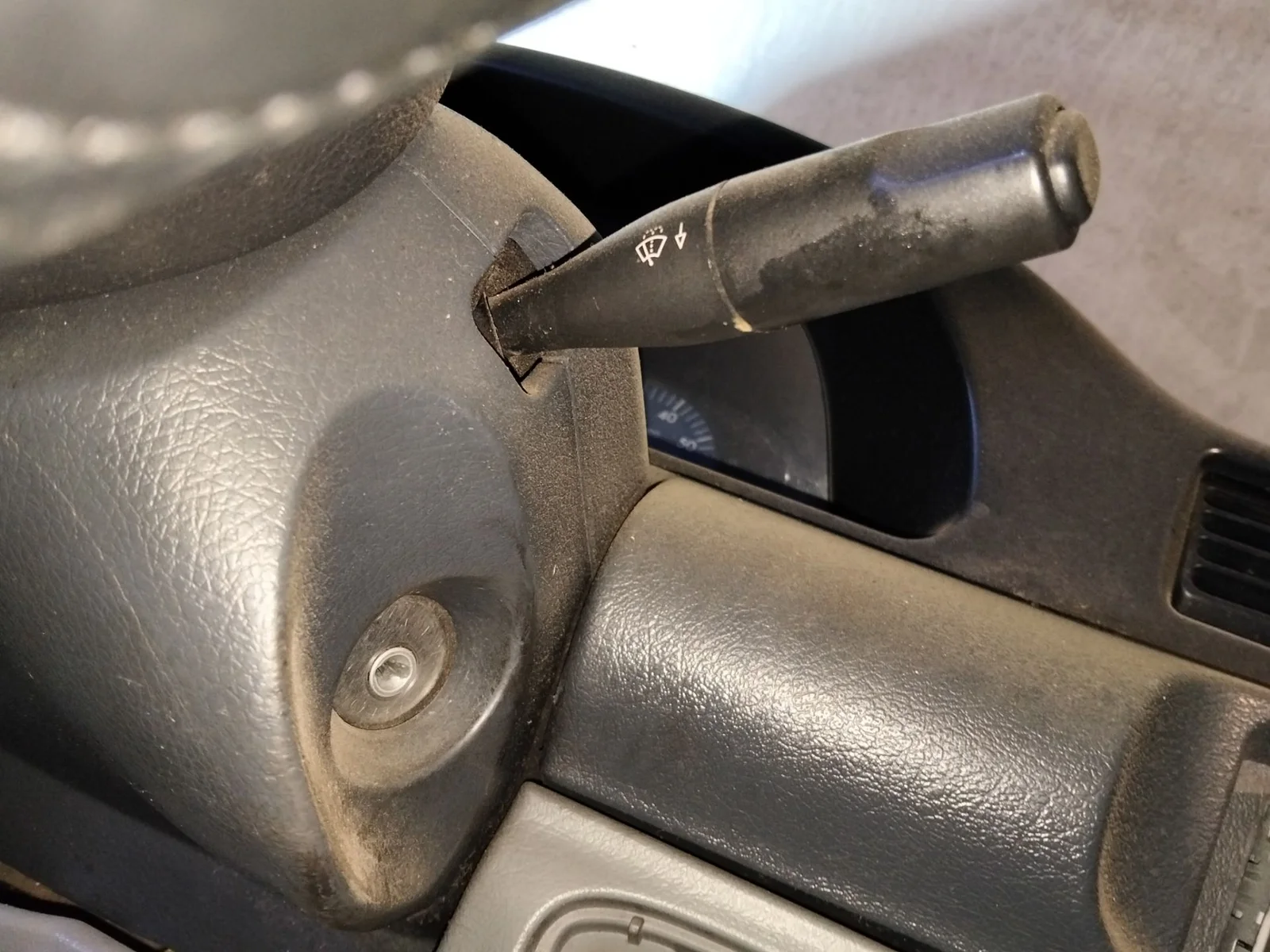 Foto de MANDO LIMPIA PEUGEOT EXPERT FURGÓN COMFORT (1995)
